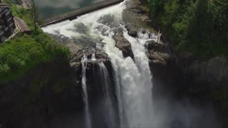 Escape to Tranquility: Snoqualmie Falls Relaxing Video Tour in Washington State