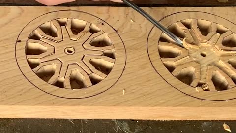 #Woodcarving#toyotacamry #wheels #toyota #Woodworking #shorts#Handmadeproduct