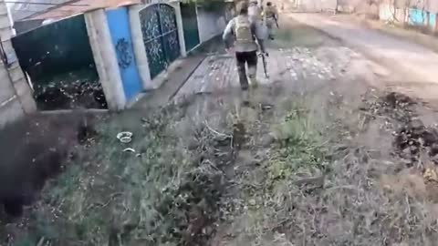 Pro-Ukrainian Chechen Volunteers Take Out Russians In Bakhmut