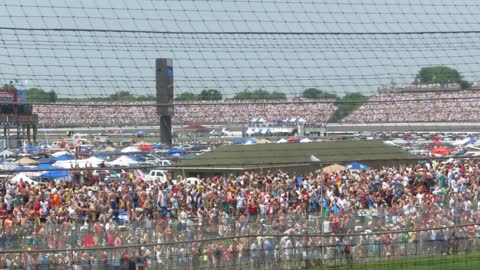 Indy 500 2012 National Anthem | Formation Lap | First lap | Seen from Turn 3