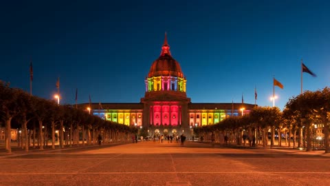 City Hall San Francisco Rainbow Colors in 20 seconds time lapse (1)