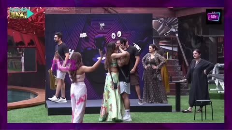 Bigg Boss OTT 2 PROMO: Akansha Aur Jad Nai Kiya Ek Dusre Ko Kiss