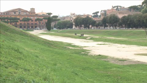 grassy knoll in rome