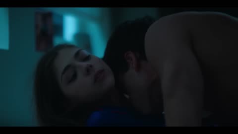 Elite: Season 6 / Kissing Scene — Sara and Raul (Carmen Arrufat and Alex Pastrana) | 6x01