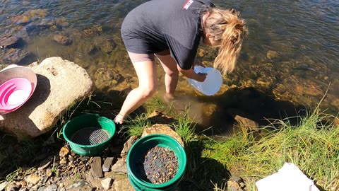 Panning for Garnets in the Sweetwater river Wyoming