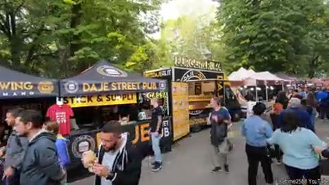Best_Street_Food_of_the_World._Biggest_Food_Fest_in_Europe.__Gusti_di_Frontiera_,_Gorizia,_Italy