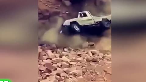 Stupid People Doing Stupid Things: The Ultimate Compilation