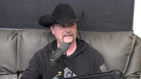 Country Legend Sends Warning Message to Leftists Wanting to Indoctrinate His Children