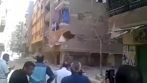 House Collapsed In Ukraine..😱😱 Holy Shit ..