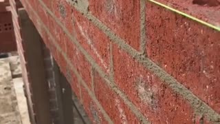 Smooth Bricklaying Is Strangely Satisfying to Watch