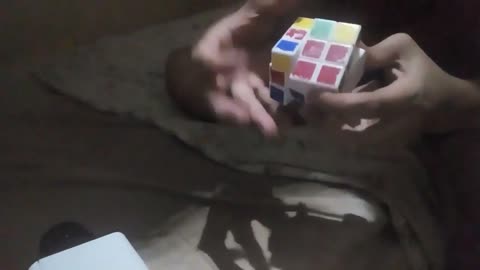 HOW TO SOLVE A RUBIX CUBE IN JUST 24 MOVES