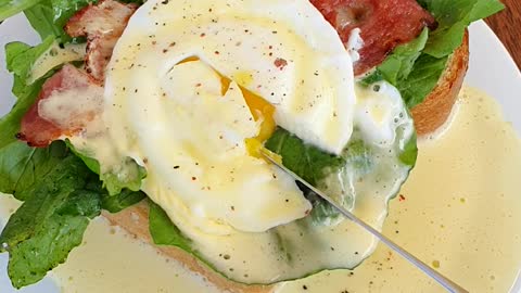 Eggs Benedict