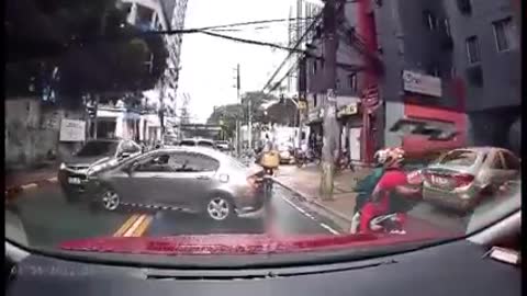 ROAD RAGE VIDEOS 03 - Philippines CCTV & DASH CAM Spotted - PINOYVIRALVIDEOS