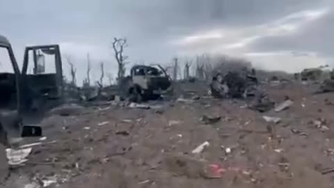 WAR IN UKRAINE FOOTAGE OF RUSSIAN POST OF 122mm HOWITZER DESTROYED!