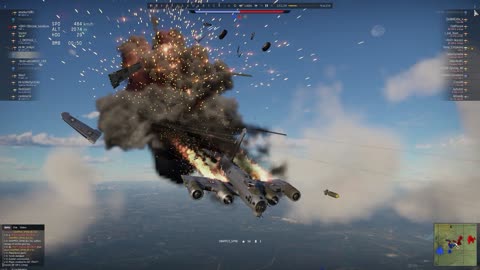 The luckiest shot in gaming! What will happen to a bomber when 2000lbs bomb will be hit beneath it?
