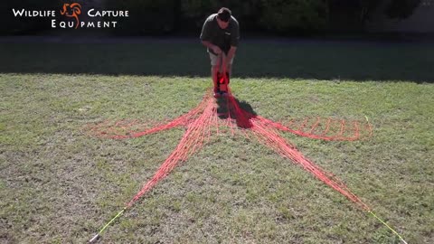 How To Pack A Wildlife Capture Net Method 1
