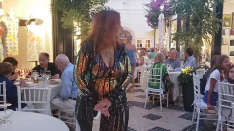 Alessandra Tamerin sings in Palm Beach