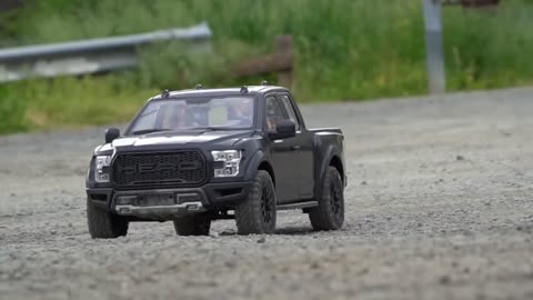 RC4WD Unboxing & RC First Run - RTR 4WD Realistic RC Truck