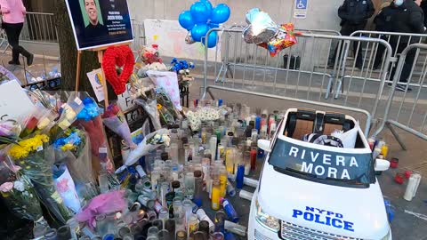 32nd Precinct NYPD Memorial, Officers Jason Rivera, Wilbert Mora | Harlem, NY 4K