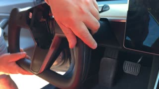 Installing a Tesla Yoke Steering Wheel