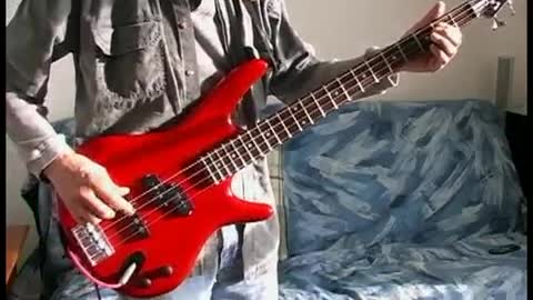 My Blues on American Standard Strat / Ibanez GSR200 bass / POD XT