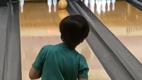 7-year-old bowler shows off incredible skills