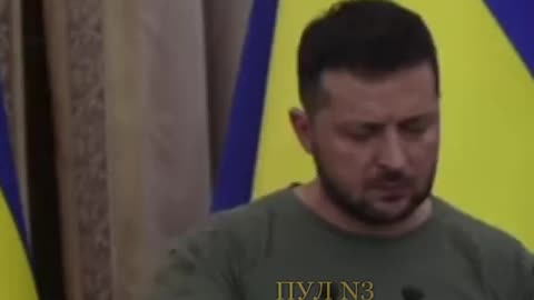 Le cocainoman Zelensky lors d'une conférence de presse après une rencontre avec M. Erdogan.