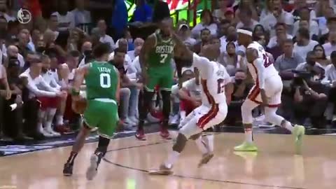 Jayson Tatum dances in front of PJ Tucker with his dribble and splashes the jump shot plus the foul