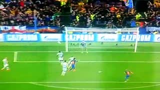 VIDEO: Iniesta with a volley goal vs Celtic 4-0