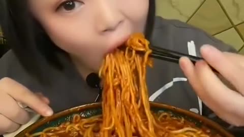 Noodles eating