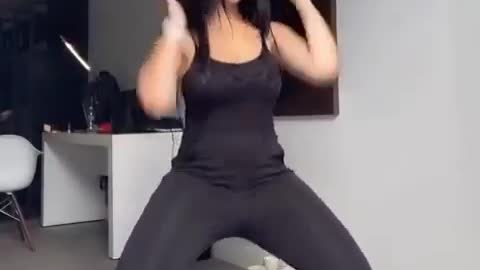 Sexy Dancer on Tik Tok