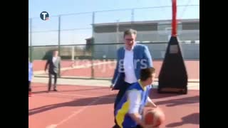Okršaj Vučića s djetetom na basketu IZAZVAO BURU