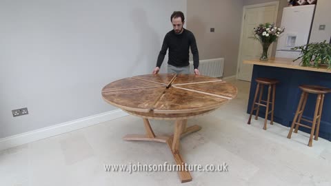 Seating More Guests For Dinner Is Easier With This Ingenious Dining Table