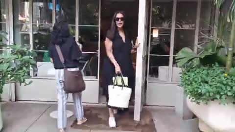 Neha Dhupia Spotted Post Lunch At Bandra_batch