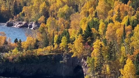 Fall Colors along Lake Superior