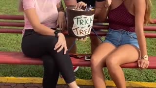 HAND IN BUCKET ( PRANK )!! 🤣-