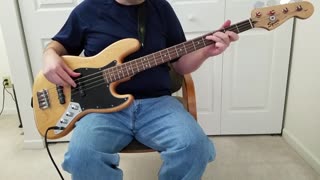 Jazz bass blind test maple vs rosewood - NECK SWAP!