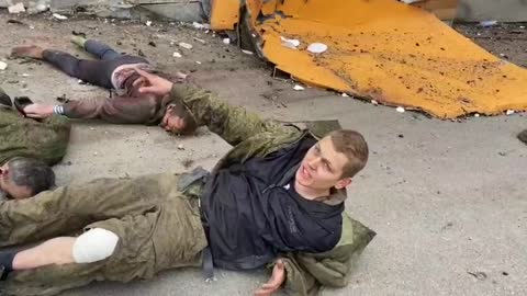 Ukrainian war [2022]. Humiliated Russian POW.