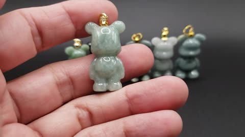 Baby Bear Pendant #jade #jewelry #pendant #necklace #jbd #reels