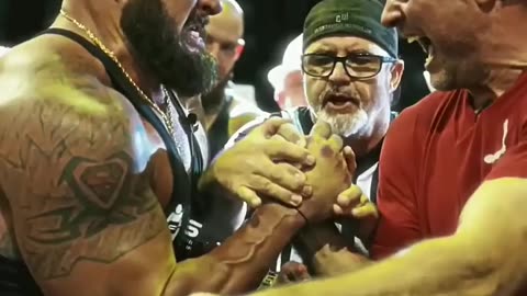 He trash talked an Armwrestling Legend #armwrestling #viral #shorts