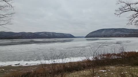 Hudson River Ice Flow/Frazil Ice