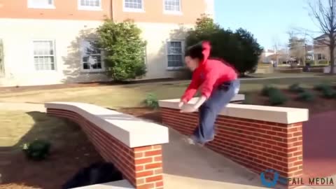 Ouch & Ouch….The most epic parkour fails!!😂👀