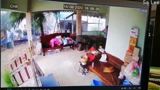 Massive Winds Cause Roof to Collapse