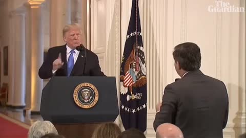 Trump Told CNN Reporter to“Put Down the Mic ”