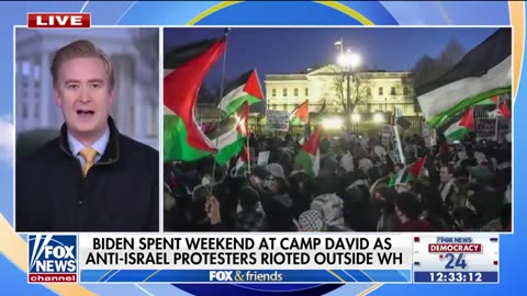 Anti-Israel riots outside White House force Secret Service to take action