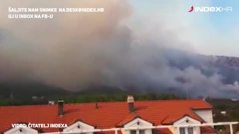 Strašan požar na Pelješcu
