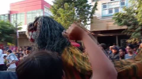 XRIVER : Detik - Detik Barongan Tawuran During Carnaval Kaliwungu in 2019