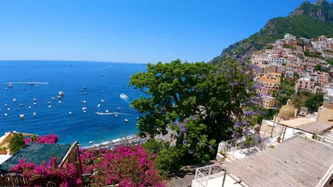 Hiking in Positano clips.ygGeVx