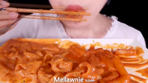 ASMR ROSE FIRE GLASS NOODLES, TTEOKBOKKI, CHOCOLATE ICE CREAM