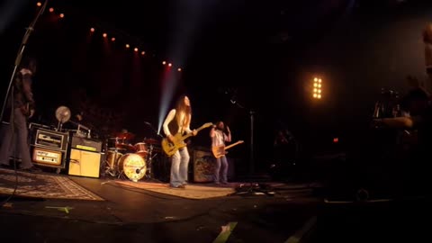 Blackberry Smoke - Shakin' Hands With The Holy Ghost